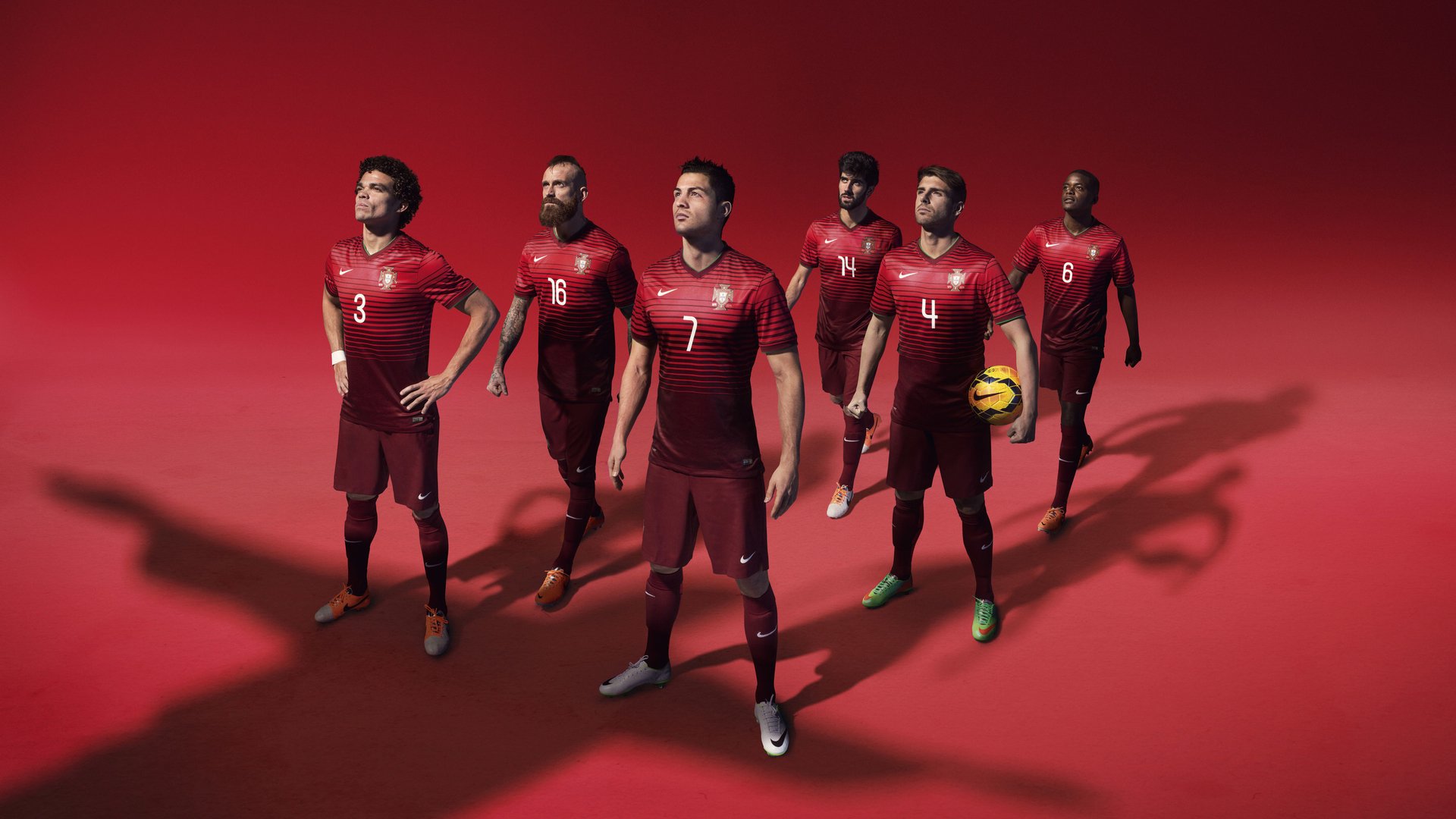 德甲攻守精彩大比拼:细节决定成败,德甲榜首大战